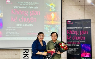 Họa sĩ Trần Hồng Vân truyền cảm hứng cho giới trẻ đến với nghề thiết kế sân khấu