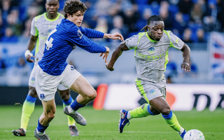 HLV Guardiola lên tiếng sau khi Man City thoát thua không tưởng trước Everton