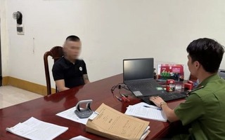 Triệu tập người đánh tài xế xe tải trong trường mầm non gây xôn xao dư luận