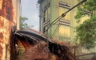 Lãnh đạo công ty nói gì về vụ sét đánh trúng nhà máy đường, gần 2.000 tấn mật mía tràn ra ngoài?