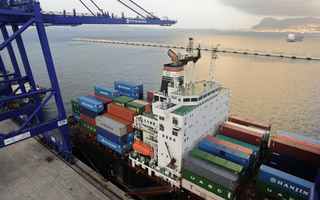 Eo biển chiến lược đối mặt sóng gió: Tầm quan trọng vượt trội mang tên Gibraltar