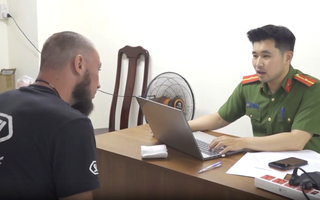 DU KHÁCH NƯỚC NGOÀI THUÊ XE MÁY TỰ LÁI: Tiềm ẩn không ít rủi ro