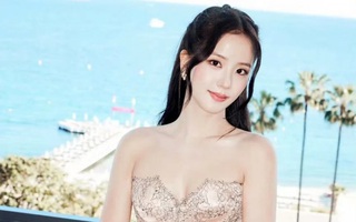 Mỹ nhân Jisoo (Blackpink) bị tố "mượn đồ không trả"
