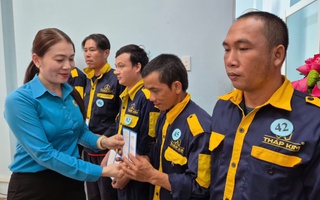 Chăm lo thực chất cho đoàn viên - lao động