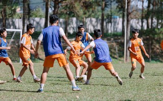 Ngày hội bóng đá nhí ở Hà Nội và TPHCM, giao lưu với 3 tuyển thủ trẻ