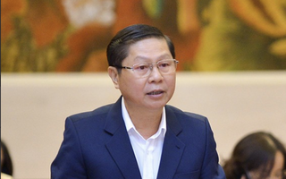 Vì sao cựu thứ trưởng được cấp dưới "biếu" 500 triệu đồng nhưng không bị xử lý hình sự?