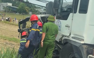 Hiện trường vụ tai nạn giao thông liên hoàn ở Tây Ninh khiến tài xế chết thảm