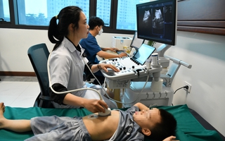 Trẻ dưới 6 tuổi phải khám sức khỏe định kỳ ít nhất 1 lần/năm