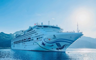 Star Voyager brings 1,300 international cruise passengers to Khanh Hoa