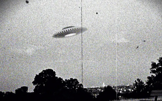Xôn xao hồ sơ mật UFO của Mỹ: Những vụ chạm trán "nổi da gà"