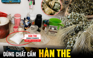 Phát hiện cơ sở dùng chất cấm khi làm bánh ú tro phục vụ Tết Đoan Ngọ