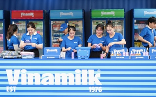 Vinamilk cùng trẻ em tận hưởng ngày hội mùa hè tại Phú Mỹ Hưng