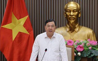 Phó Thủ tướng Thường trực: Minh bạch thông tin về xăng E10, đảm bảo quyền lợi người tiêu dùng