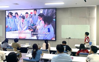 Sinh viên Việt Nam giành huy chương vàng cuộc thi Kỹ năng nghề Y học cổ truyền Việt - Trung