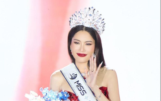 Chị em Nam Anh- Nam Em "càn quét" vương miện Miss Cosmo TP HCM 2026