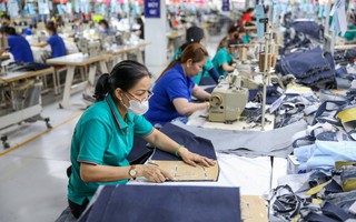 Đề xuất tăng lương tối thiểu vùng mức 9,8% hoặc 8,5%