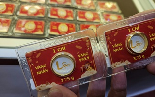 Giá vàng miếng SJC, vàng nhẫn rớt trở lại