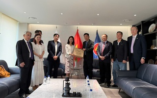 Trường Đại học Cửu Long thăm và làm việc với Đại sứ quán Việt Nam tại Hàn Quốc