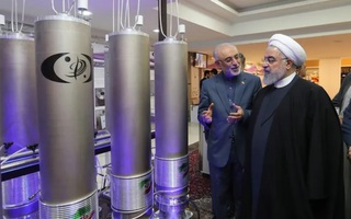 Mỹ rót 672 triệu USD để xử lý kho uranium của Iran?