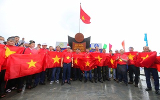 Vẹn nguyên cảm xúc ngày đầu