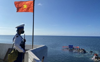 Kiêu hãnh giữa biển trời