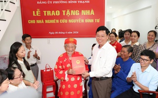 TPHCM tặng căn hộ cho nhà nghiên cứu Nguyễn Đình Tư 
