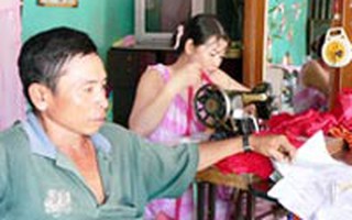 Ông “xe lôi” đi vay