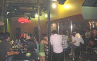 Trượt dài, không lối thoát