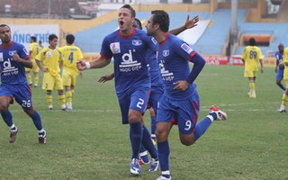 Vòng 3 V-League: SHB Đà Nẵng vươn lên dẫn đầu