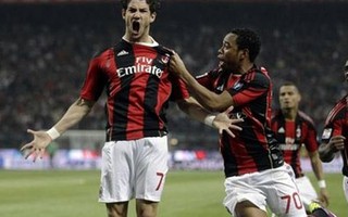 Pato tỏa sáng, AC Milan vùi dập Inter