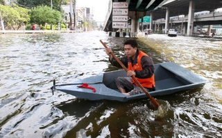 Nước tiến sâu hơn vào Bangkok