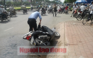 TP.HCM: Xe SH 150i cháy khi đang lưu thông