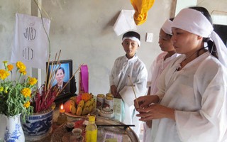 Đã xác định được nhóm thảm sát 5 người tìm trầm