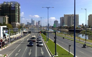 Quỹ bảo trì đường bộ sẽ lấy từ phí sử dụng ô tô, xe máy