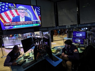 Đối mặt khủng hoảng ngân hàng, FED tìm cách câu giờ?