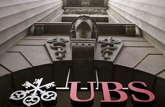 Mỹ kiện 13 ngân hàng quốc tế