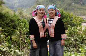 Vừ Thị Xia - Vừ Thị Chứ: Từ mặc cảm tự ti đến "làm chủ" nhờ công nghệ