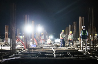 Đại đô thị Aqua City "không ngủ" trước khi về đích