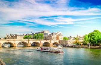 Cơ hội đón sóng khi quỹ đất ven sông dần cạn kiệt