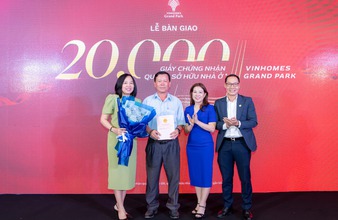 Phụ huynh tậu căn hộ The Opus One cho hành trình vào đời của con