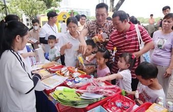 Hơn 15.000 phần quà dành tặng thiếu nhi tham gia Ngày hội Phú Mỹ Hưng hướng về trẻ em 2026