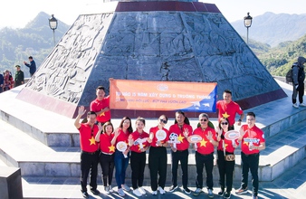 Hành trình những lá cờ tổ quốc nơi biên cương
