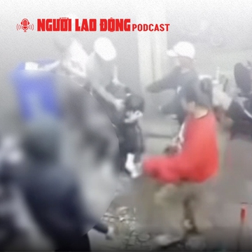 Ghen tuông, nhóm học sinh đánh bạn tử vong