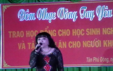Ca sĩ hải ngoại diễn… "chui" ở Tiền Giang!