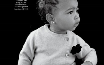 13 tháng tuổi, con gái Kim-Kanye thành người mẫu