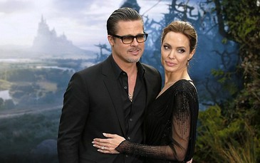 Brad Pitt và Angelina Jolie sẽ kết hôn trên phim