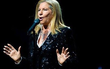 Barbra Streisand vô địch trong 6 thập kỷ