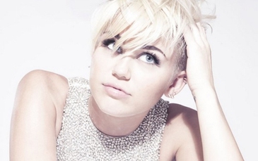 Miley Cyrus “kinh khủng” nhất trong mắt phụ huynh Anh