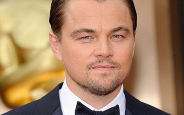 Leonardo DiCaprio dùng luật pháp ngăn ảnh hôn Rihanna lan tỏa