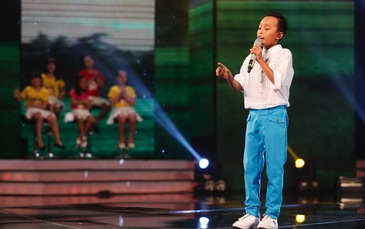 “Cậu bé hát đám cưới” vào tốp 10 “ Việt Nam Idol Kids”